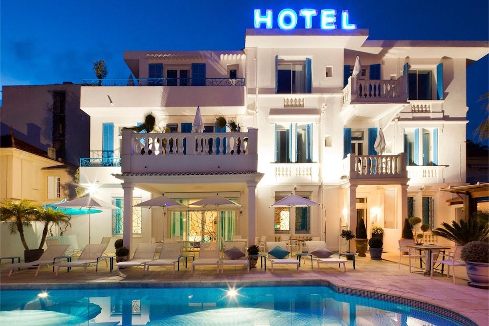 Hotel La Villa Juan Beach Exterior photo
